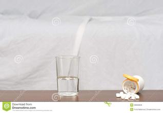 哪些食物有助于治疗失眠呢